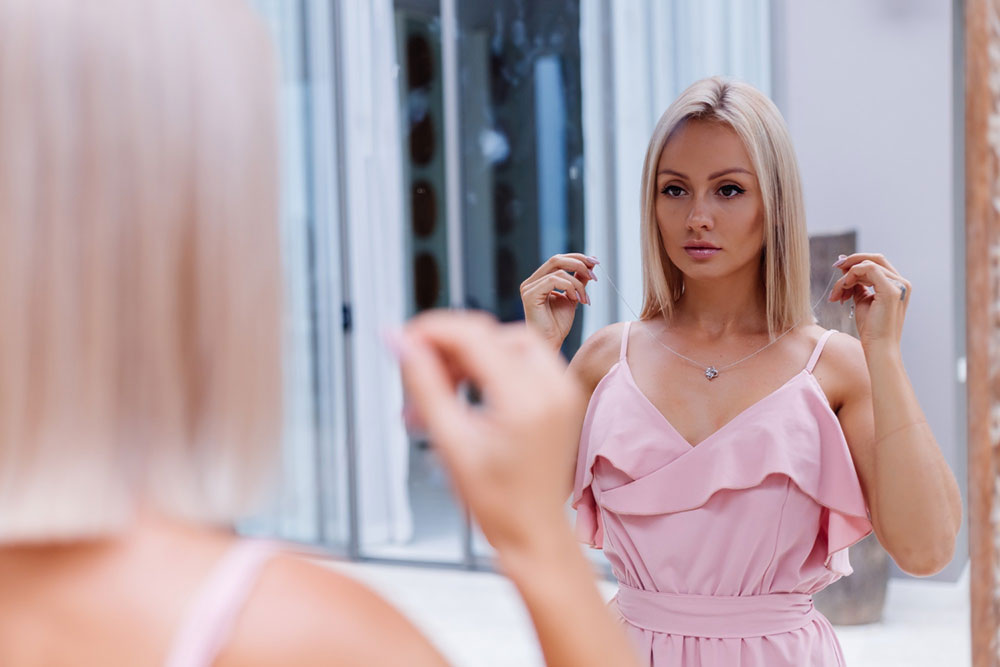 Buy girls dresses - Golden Mall commercial complex