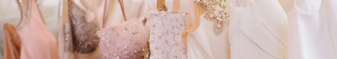 رنگ‌های پرطرفدار لباس مجلسی در سال 2025